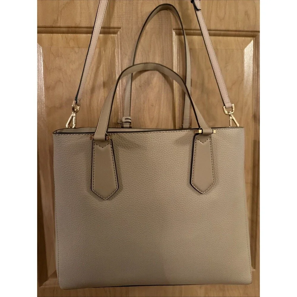 MICHAEL KORS  Pre-Owned Large 3-in-1 Tote Bag. Nude Color.  Excellent Condition!